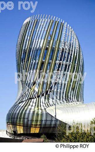 LA CITE DU VIN, UN MONDE DE CULTURES, QUARTIER BACALAN, BORDEAUX, GIRONDE. (33F22404.jpg)
