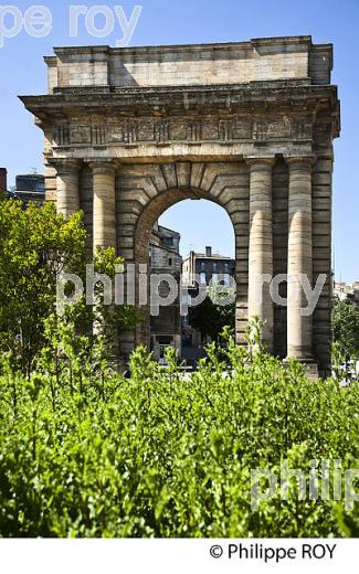 PORTE DE BOURGOGNE, FACADE DES QUAIS,QUAI DE RICHELIEU, BORDEAUX, GITRONDE. (33F24032.jpg)