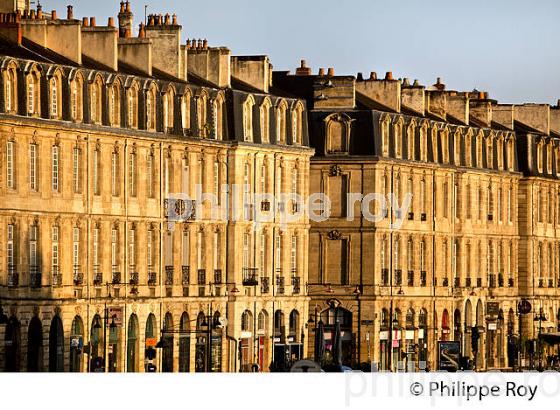 LA FACADE DES QUAIS, BORDEAUX, GIRONDE. (33F24109.jpg)