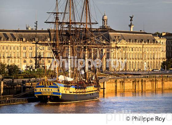 L' HERMIONE , FACADE  DES QUAIS, LA GARONNE, PORT DE LA LUNE, VILLE DE BORDEAUX, GIRONDE. (33F24403.jpg)