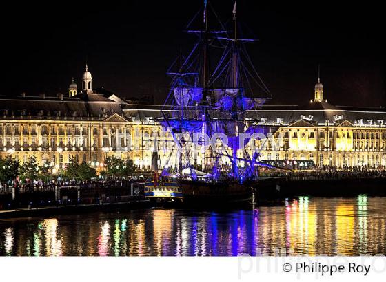 L' HERMIONE , FACADE  DES QUAIS, LA GARONNE, PORT DE LA LUNE, VILLE DE BORDEAUX, GIRONDE. (33F24420.jpg)