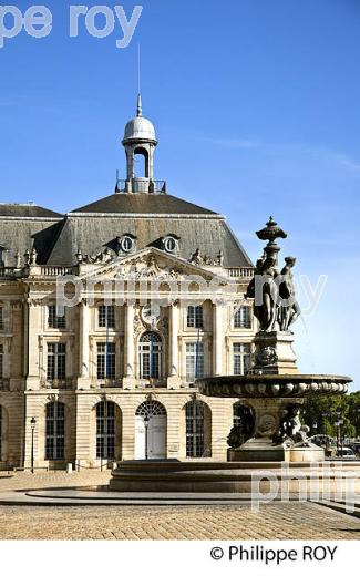 PLACE DE LA BOURSE, ET FONTAINE DES TROIS GRACES,   VILLE DE BORDEAUX. (33F24511.jpg)