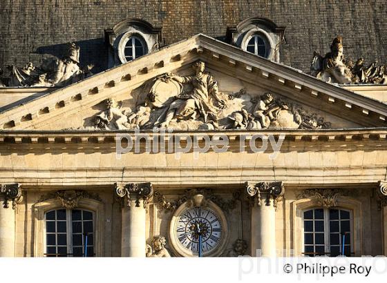 PALAIS  DE LA BOURSE, 18 EME SIECLE, PORT DE LA LUNE, VILLE DE BORDEAUX. (33F24532.jpg)