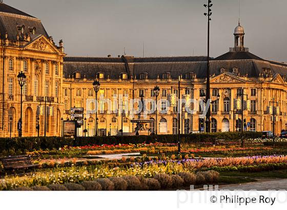 PALAIS  DE LA BOURSE, 18 EME SIECLE, PORT DE LA LUNE, VILLE DE BORDEAUX. (33F24536.jpg)