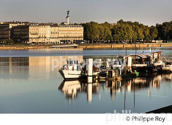 FACADE DES QUAIS ET LA GARONNE, BORDEAUX GIRONDE. (33F24907.jpg)