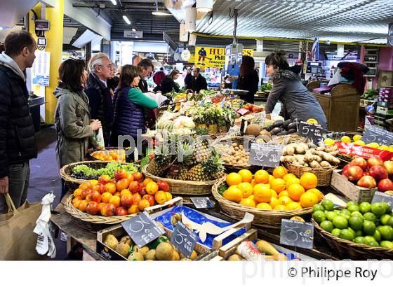 LE MARCHE DES CAPUCINS, QUARTIER SAINT MICHEL, BORDEAUX (33F25136.jpg)