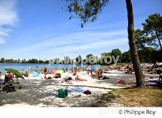 LA PLAGE ET LE LAC  DE BORDEAUX , GIRONDE. (33F25614.jpg)