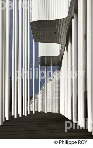 LE NOUVEAU STADE  DE BORDEAUX, GIRONDE, AQUITAINE. (33F25625.jpg)