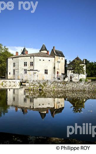 CHATEAU DE LA BREDE, MONTESQUIEU, PAYS DE  GRAVES, GIRONDE. (33F25810.jpg)