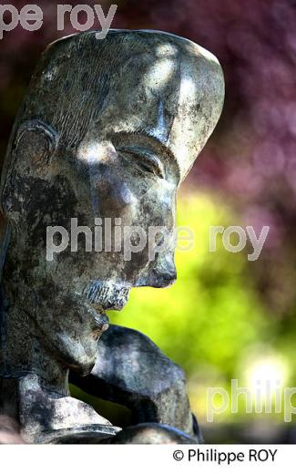 BUSTE DE FRANCOIS MAURIAC, SCULPTURE DE OSSIP ZADKINE. (33F26034.jpg)