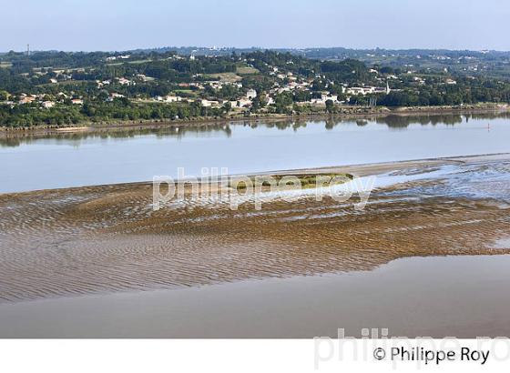 BANC DE SABLE, ESTUAIRE DE LA GIRONDE, BLAYE ,  AQUITAINE. (33F26811.jpg)