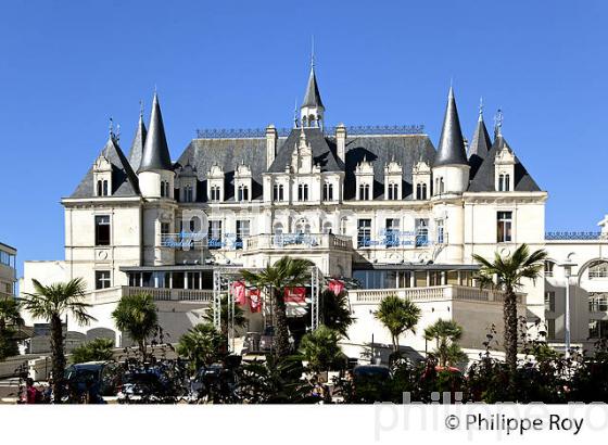CASINO D' ARCACHON, COTE ATLANTIQUE, GIRONDE, AQUITAINE. (33F27635.jpg)