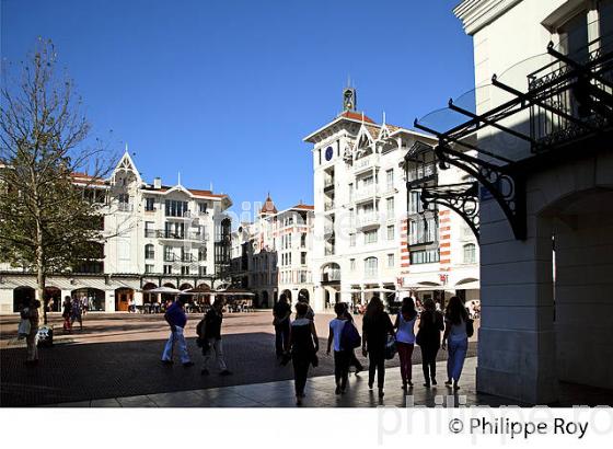 LE COEUR DE VILLE D' ARCACHON, COTE ATLANTIQUE, GIRONDE, AQUITAINE. (33F27712.jpg)