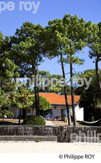 ARCHITECTURE, VILLA DU QUARTIER DU MOULLEAU , ARCACHON, COTE ATLANTIQUE, GIRONDE, AQUITAINE. (33F27905.jpg)