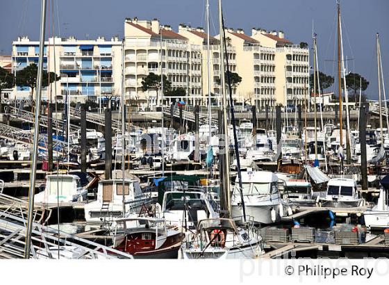 QUARTIER DES PECHEURS, PORT D' ARCACHON, COTE ATLANTIQUE, GIRONDE, AQUITAINE. (33F27932.jpg)