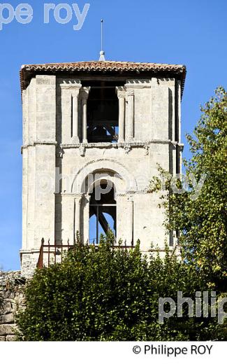 CLOCHER, EGLISE  ROMANE DE SAINT MARTIN, VILLAGE DE SAINT-EMILION, GIRONDE. (33F28301.jpg)