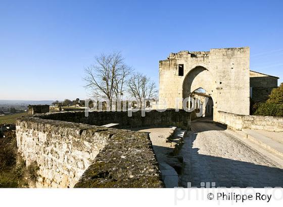 LE PORTE BRUNET, FORTIFICATION DU VILLAGE DE SAINT-EMILION, GIRONDE. (33F28805.jpg)