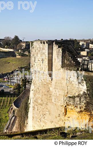 LES REMPARTS,  PORTE BRUNET, FORTIFICATION DU VILLAGE DE SAINT-EMILION, GIRONDE. (33F28807.jpg)