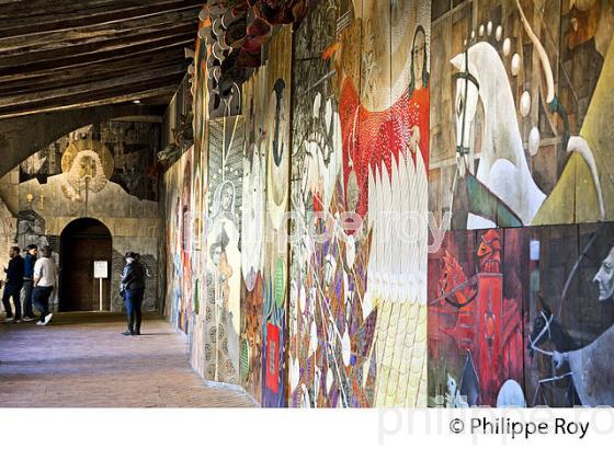 FRESQUE DE L' APOCALYPSE, CLOITRE DE  LA  COLLEGIALE , VILLAGE DE SAINT-EMILION, GIRONDE. (33F29013.jpg)