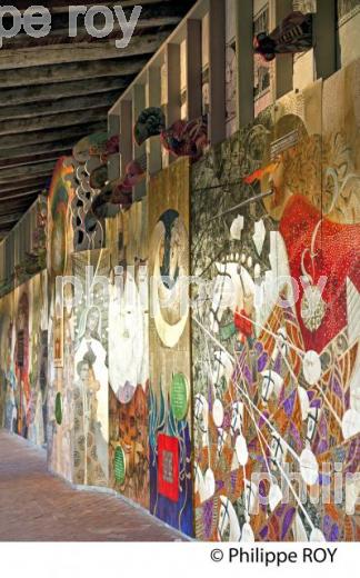 FRESQUE DE L' APOCALYPSE, CLOITRE DE  LA  COLLEGIALE , VILLAGE DE SAINT-EMILION, GIRONDE. (33F29015.jpg)