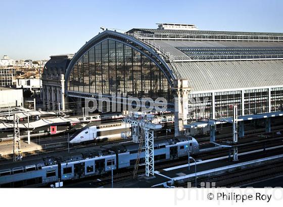 LA GARE SAINT-JEAN, QUARTIER  BELCIER, BORDEAUX EURATLANTIQUE. (33F29428.jpg)