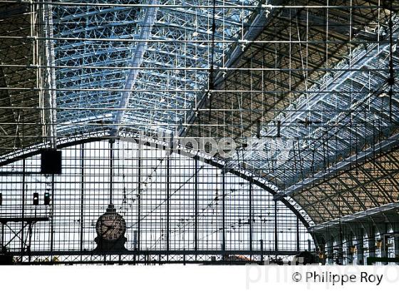 LA GARE SAINT-JEAN, QUARTIER  BELCIER, BORDEAUX EURATLANTIQUE. (33F29431.jpg)