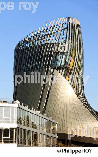 LA  CITE DU VIN,  QUARTIER DE BACALAN , BORDEAUX . (33F29733.jpg)