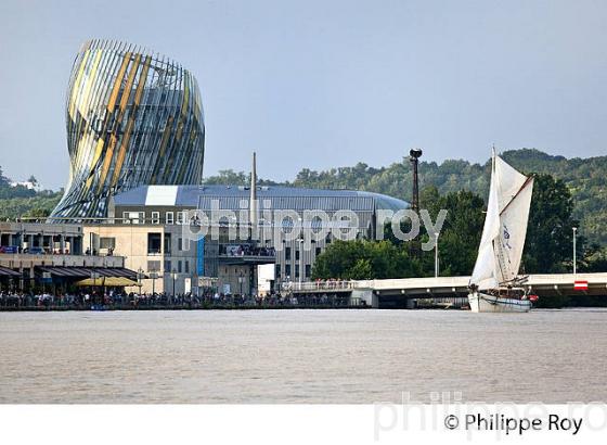 LA  CITE DU VIN,  QUARTIER DE BACALAN , BORDEAUX . (33F29740.jpg)
