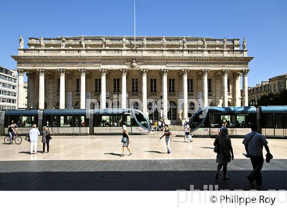 GRAND THEATRE, PLACE DE LA COMEDIE, QUARTIER DU TRIANGLE, BORDEAUX , GIRONDE. (33F30134.jpg)