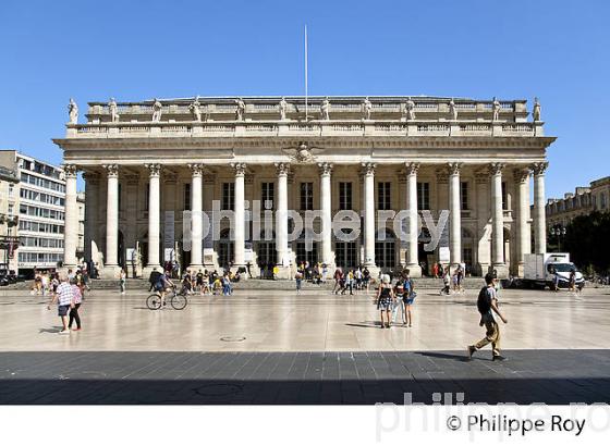 GRAND THEATRE, PLACE DE LA COMEDIE, QUARTIER DU TRIANGLE, BORDEAUX , GIRONDE. (33F30136.jpg)