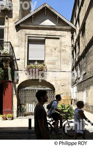 RUE DES AYRES, QUARTIER SAINT ELOI,   BORDEAUUX , GIRONDE. (33F30215.jpg)