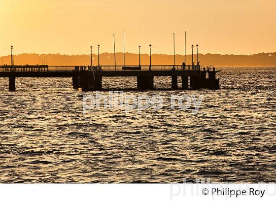 COUCHER DE SOLEIL, LA GRANDE PLAGE  D' ARCACHON, GIRONDE. (33F31921.jpg)