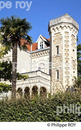 LA VILLA FAUST,  VILLE D' HIVER D'  ARCACHON, GIRONDE. (33F32024.jpg)