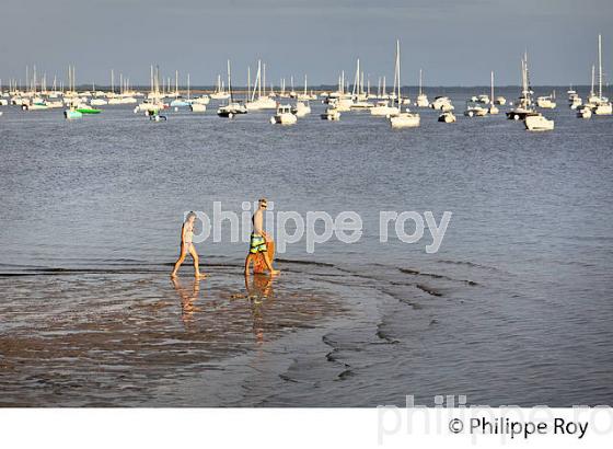 PLAGE ET FRONT DE MER , ANDERNOS-LES-BAINS, BASSIN D' ARCACHON, GIRONDE. (33F32507.jpg)