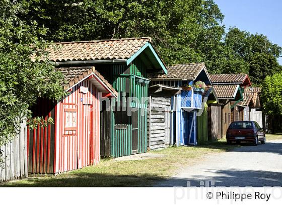 CABANE DE PECHEUR, PORT  DE PECHE DE BIGANOS, DELTA DE LA LEYRE,  BASSIN D' ARCACHON, GIRONDE. (33F32903.jpg)