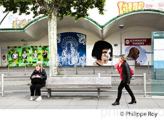 GRAFFITI, STREET ART, QUARTIER DE LA BASTIDE, BORDEAUX, GIRONDE. (33F35916.jpg)