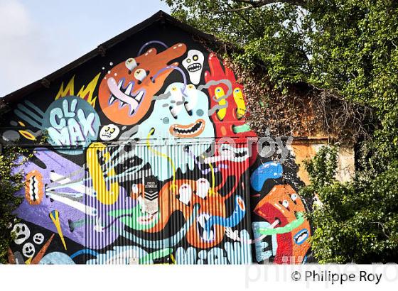 GRAFFITI, STREET ART, DARWIN, QUARTIER DE LA BASTIDE, BORDEAUX, GIRONDE. (33F36028.jpg)