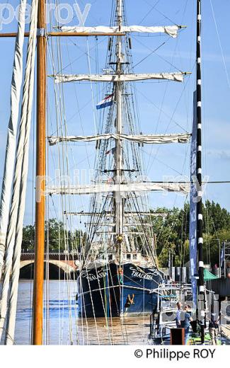 VIEUX GREEMENT, FETE DU VIN, LES QUAIS? QUAIS, VILLE DE BORDEAUX, GIRONDE. (33F36322.jpg)