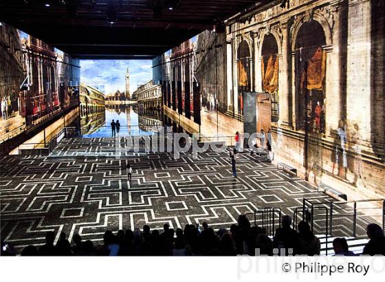 BASSINS DE LUMIERE, BASE SOUS-MARINE, VILLE DE BORDEAUX, GIRONDE. (33F36510.jpg)