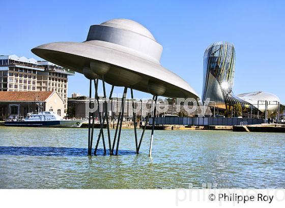 LE VAISSEAU SPACIAL, SCULPRTURE, BASSIN A FLOT, QUARTIER DE BACALAN ,BORDEAUX, GIRONDE. (33F36538.jpg)