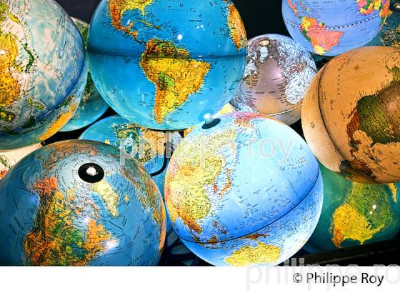 MUSEE MER MARINE, BASSIN A FLOT, URBANISATION , QUARTIER DE BACALAN , BORDEAUX . (33F36606.jpg)