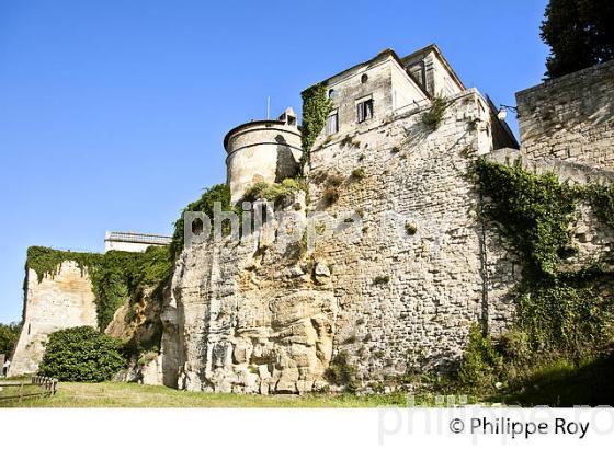 CITE FORTIFIEE  DE BOURG SUR GIRONDE, ESTUAIRE DE LA GIRONDE, GIRONDE. (33F36823.jpg)