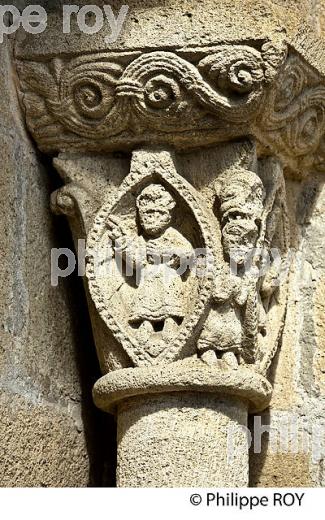 EGLISE ROMANE, VILLAGE DE BLAIGNAC,  VALLEE DE LA GARONNE, REOLAIS, SUD  GIRONDE. (33F37426.jpg)