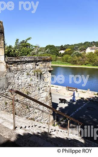 CITE MEDIEVALE  DE SAINTE FOY LA GRANDE, VALLEE DE LA DORDOGNE, GIRONDE. (33F37439.jpg)