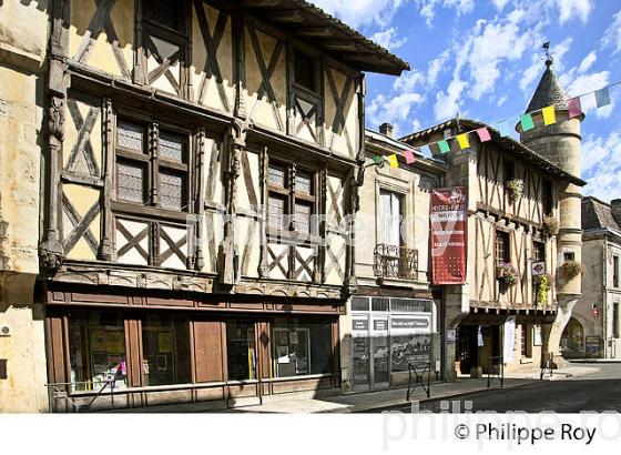CITE MEDIEVALE DE SAINTE FOY LA GRANDE, VALLEE DE LA DORDOGNE, GIRONDE. (33F37540.jpg)