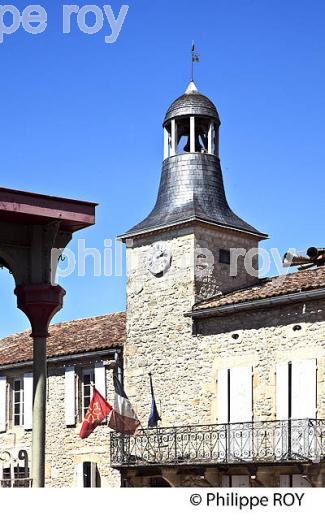 LE BEFFROI, VILLAGE FORTIFIE DE PELLEGRUE, ENTRE DEUX MERS,  GIRONDE. (33F37621.jpg)