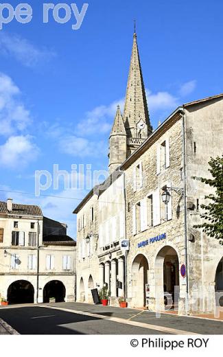 LE  VILLAGE FORTIFIE DE  MONSEGUR, ENTRE DEUX MERS,  GIRONDE. (33F37820.jpg)