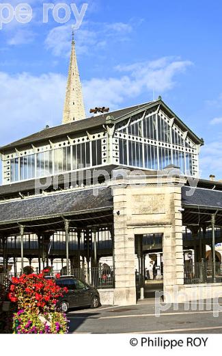 LE  VILLAGE FORTIFIE DE  MONSEGUR, ENTRE DEUX MERS,  GIRONDE. (33F37833.jpg)