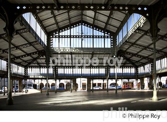LE  VILLAGE FORTIFIE DE  MONSEGUR, ENTRE DEUX MERS,  GIRONDE. (33F37839.jpg)