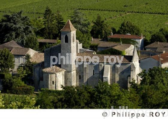 Patrimoine et vignoble (33V16127.jpg)